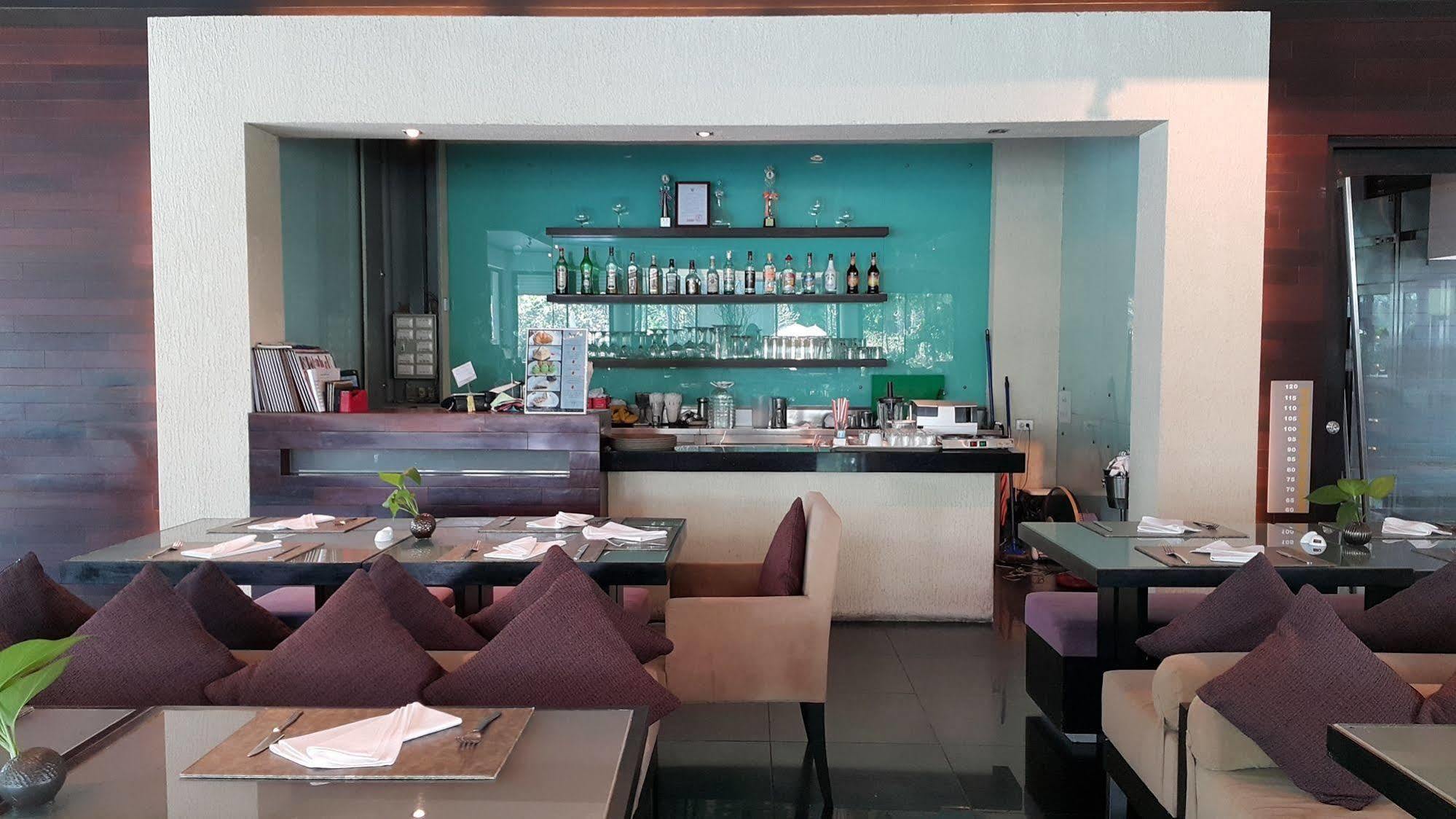 The Zign Hotel Premium Villa Pattaya Exterior foto